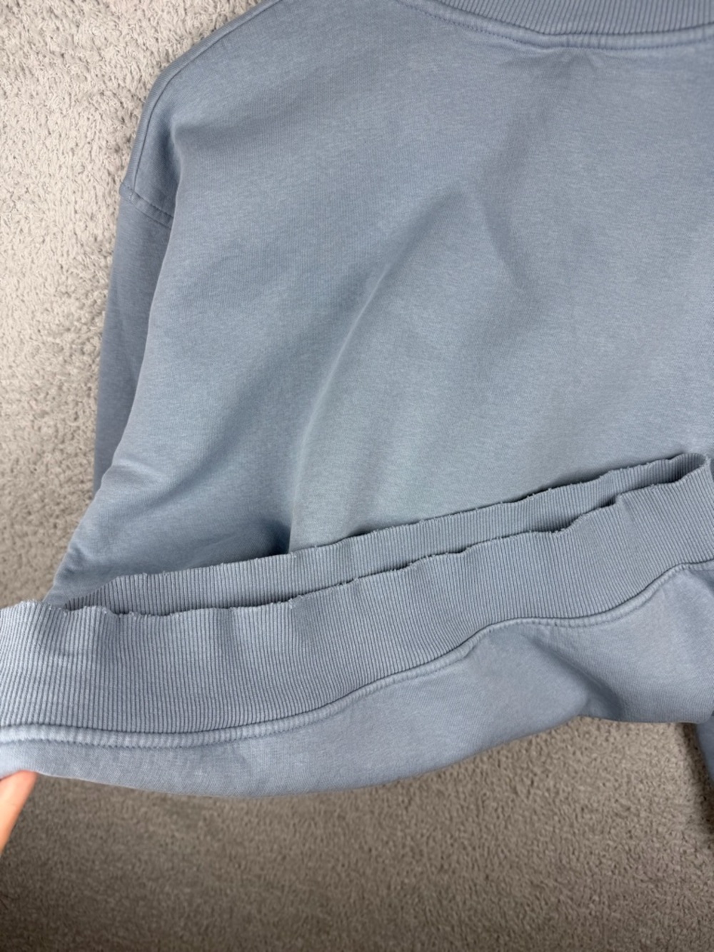 alo Accolade Crew Neck Blue Pullover Sz L (FLAWS) - Picture 15 of 16